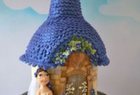 Rapunzel’s Golden Braid Cake
