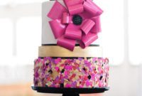 10 Explosive Confetti Cakes