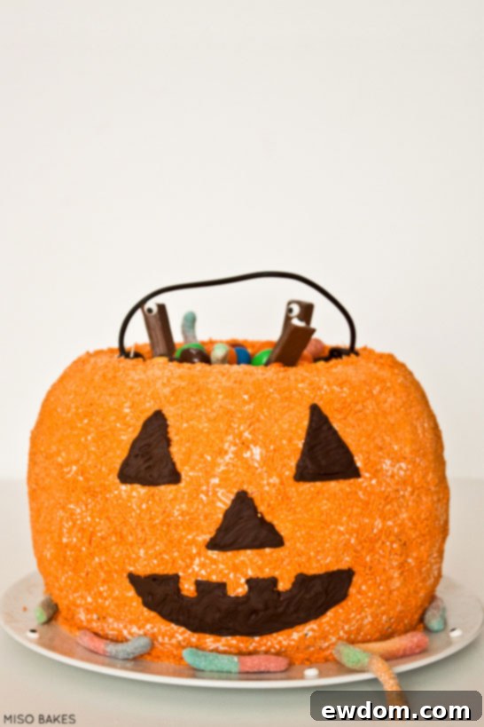 DIY Pumpkin Pinata Cake  |  by Miso Bakes  |  TheCakeBlog.com