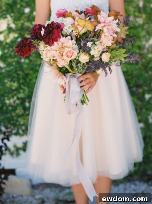 Fall Wedding Cake Inspiration | by Coco Paloma Desserts on TheCakeBlog.com