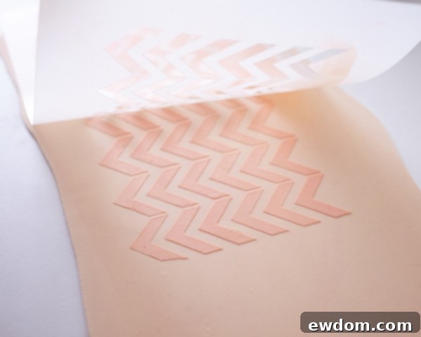 Mini Easter Egg Cakes | by Cakegirls for TheCakeBlog.com