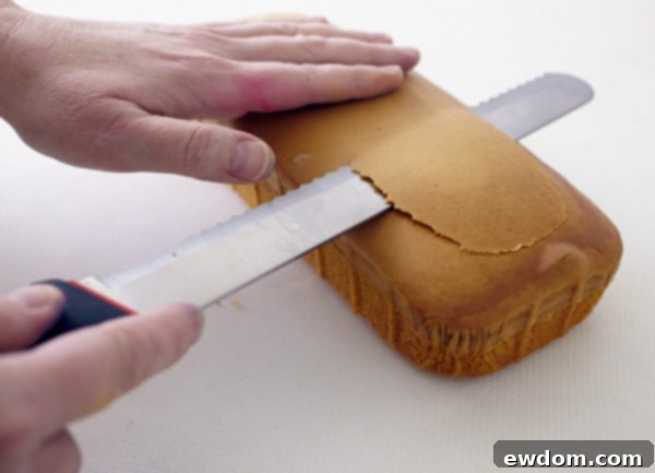 Mini Easter Egg Cakes | by Cakegirls for TheCakeBlog.com