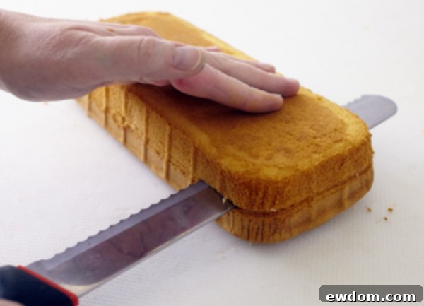 Mini Easter Egg Cakes | by Cakegirls for TheCakeBlog.com