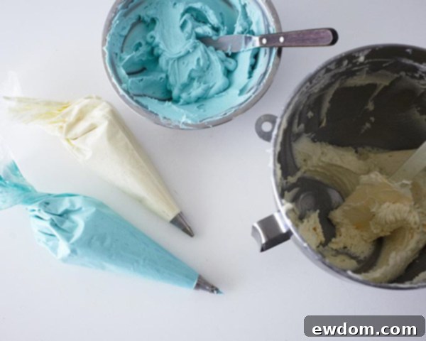 Dividing and coloring buttercream for piping the knitted texture