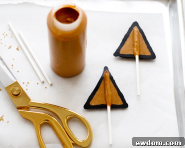 Purrfect Black Cat Cake 18 Black Cat Cake | Carrie Sellman for TheCakeBlog.com