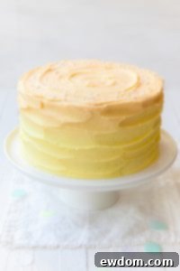 Hummingbird Cake - a no fuss favorite with tropical flavors of pineapple, banana and pecans making it the perfect summer bake | by Tessa Huff for TheCakeBlog.com