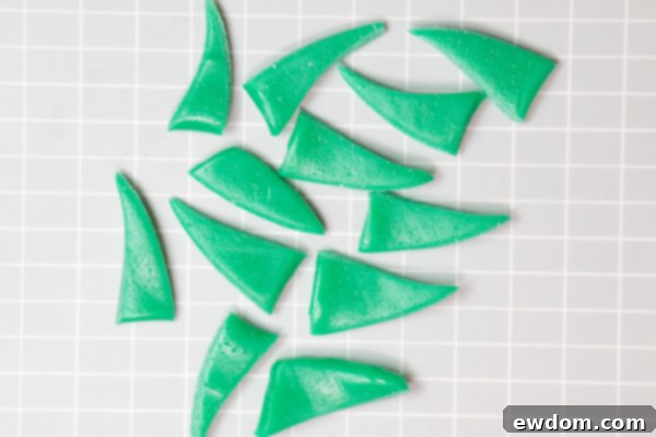 Candy Succulent Cake - how to make a succulent cake with edible candy succulents | by Erin Gardner for TheCakeBlog.com