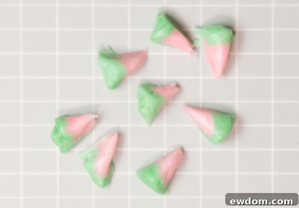 Candy Succulent Cake - how to make a succulent cake with edible candy succulents | by Erin Gardner for TheCakeBlog.com