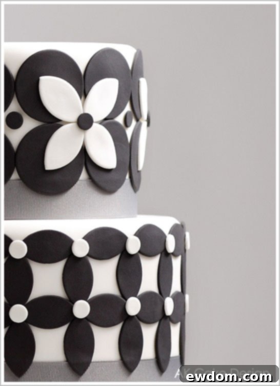 Black & White Geometric Pattern by AK Cake Design