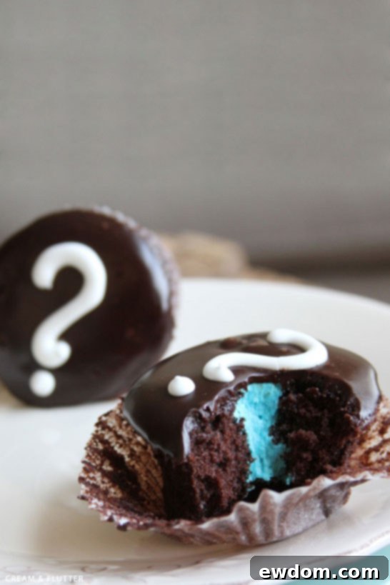 Gender Reveal Cupcakes | by Cream & Flutter on TheCakeBlog.com