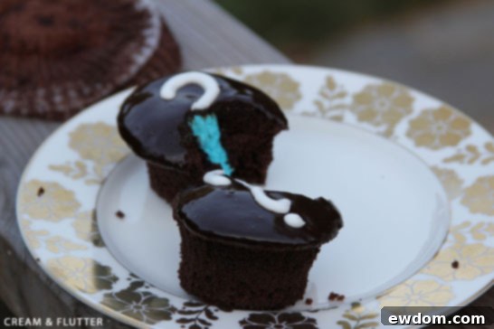 Gender Reveal Cupcakes | by Cream & Flutter on TheCakeBlog.com