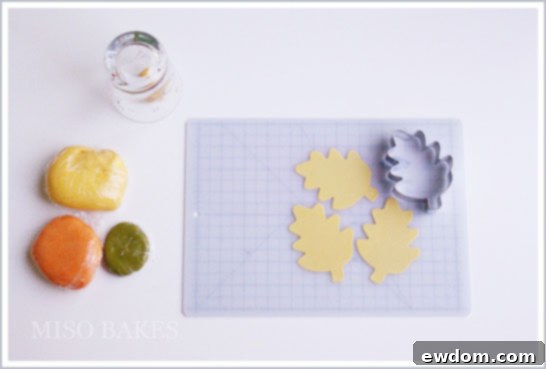 Autumn Leaves Wreath Cake - Ingredients and Tools