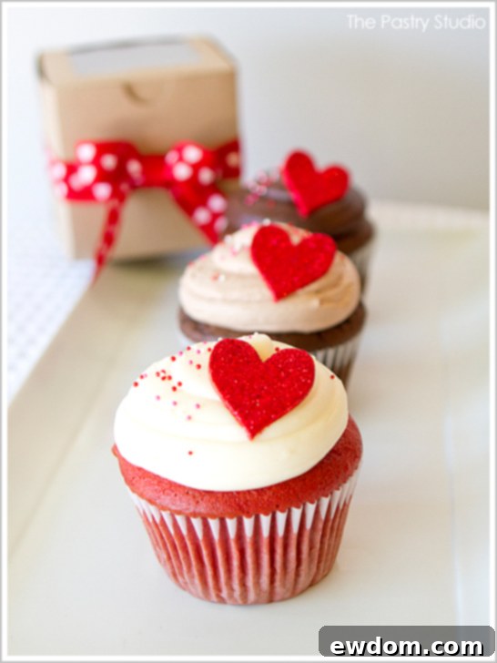 Glitter Heart Valentine's Cupcakes